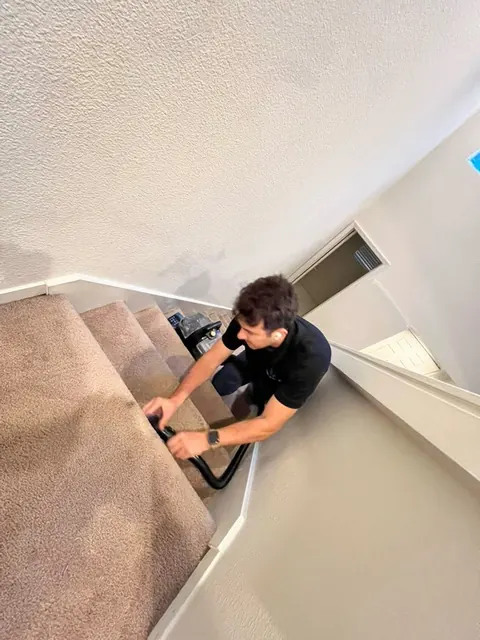 Carpet cleaning on the stairs