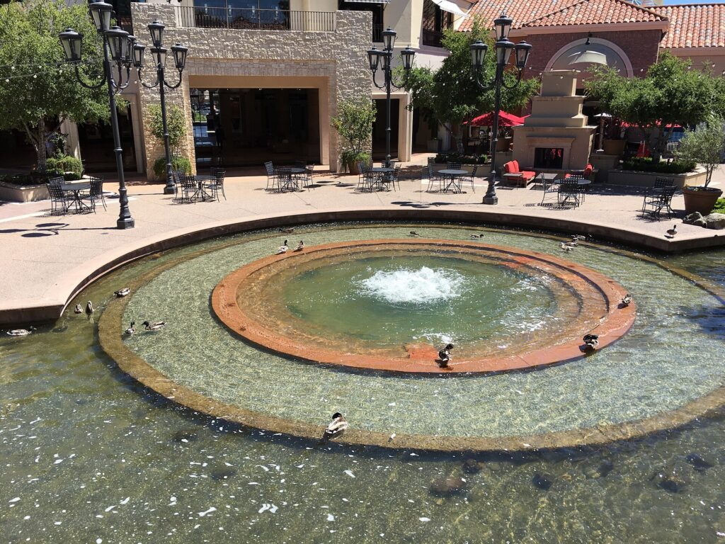 Blackhawk Plaza in Blackhawk, CA